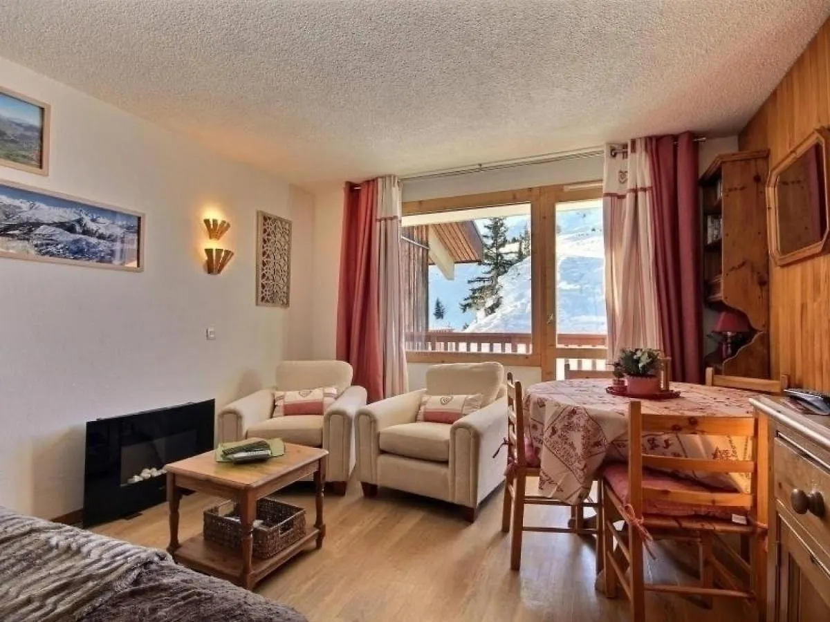 Charmant 2 Pieces Au Pied Des Pistes Avec Balcon, Pour 4 Personnes - Fr-1-455-139 La Plagne